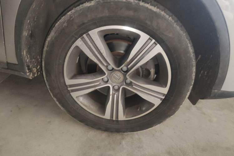 Used BYD Tang 2018 2.0T Automatic SmartConnect Luxury 7-Seater China V Emission Standard
