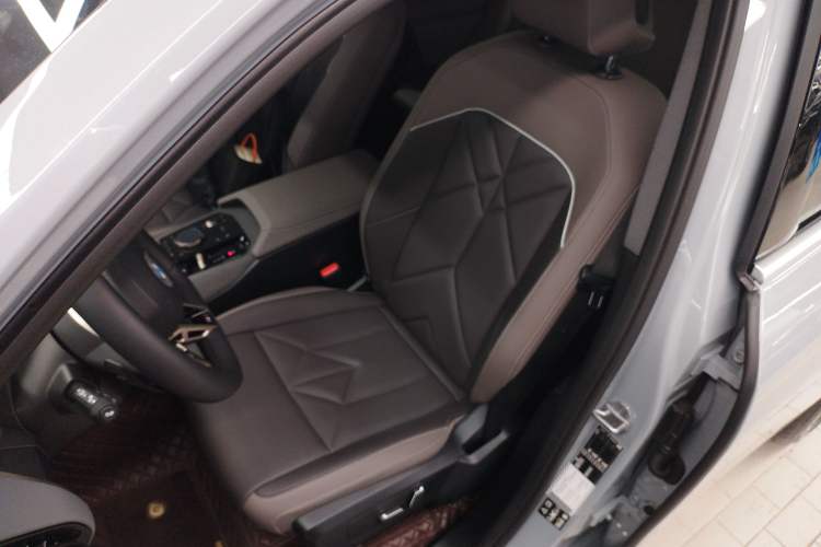 Used BMW X3 2025 xDrive30L Leading Model M Sport Package
