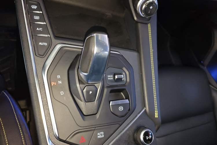 Used Lynk & Co 05 2020 2.0TD Two-Wheel Drive Zhaoyang Plus