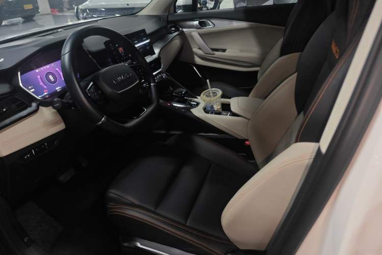 Used Lynk & Co 06 EM-P 2020 PHEV Plus