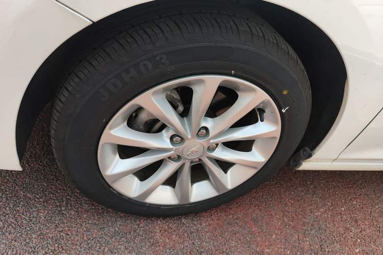 Used Chevrolet Cruze 2017 1.5L Automatic Pioneer Sunroof Edition