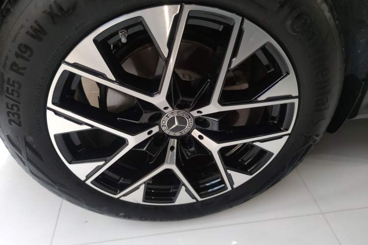 Used Mercedes-Benz GLC 2025 Refresh GLC 260 L 4MATIC Dynamic Edition Right Rear Wheel Hub
