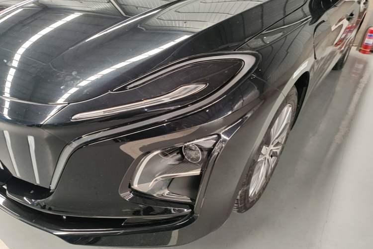Used Hongqi E-QM5 2022 431 km Charge & Enjoy Edition
