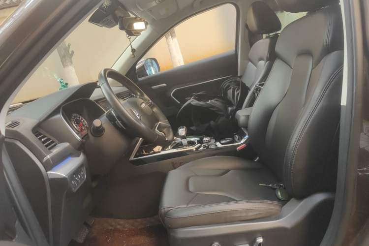 Used Haval H6 2017 Blue Label 2.0T Automatic Two-Wheel Drive Smart Edition
