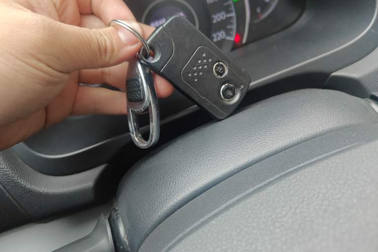 Used Honda CR-V 2013 2.4L four-wheel drive luxury version
