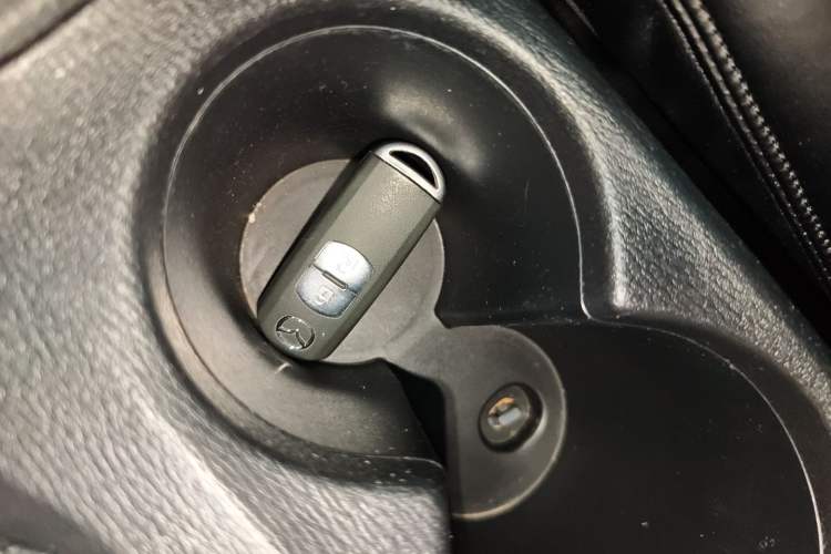 Used Mazda CX-5 2015 2.0L Manual Two-Wheel Drive Comfort Version
