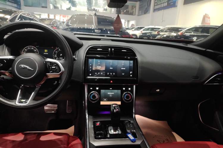 Used Jaguar XEL 2023 2.0T 250 PS R-DYNAMIC S Advanced Sport Edition