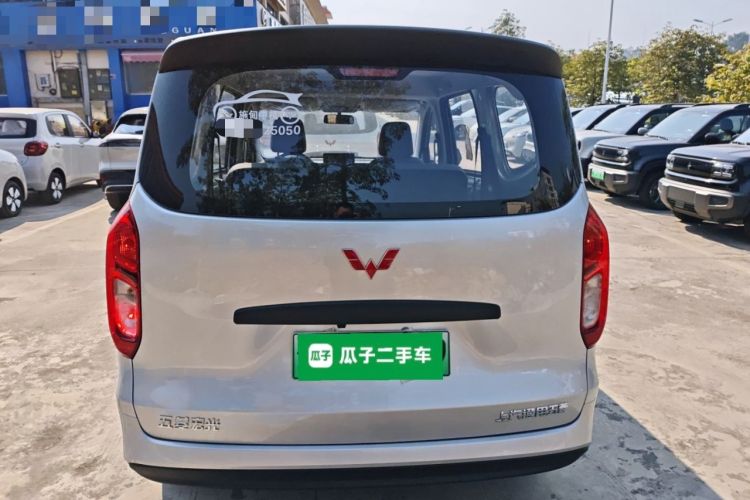 Used Wuling Hongguang New Energy 2025 Extended-Range Hybrid 50 km Standard Version
