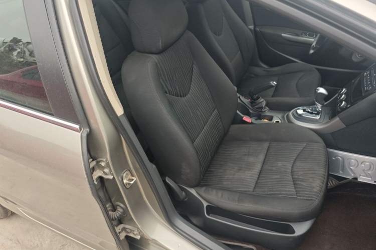 Used Peugeot 408 2013 2.0L Automatic Comfort Edition
