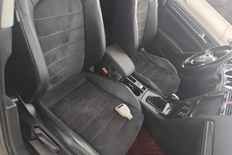 Used Volkswagen Golf 2018 230TSI Automatic Luxury Version