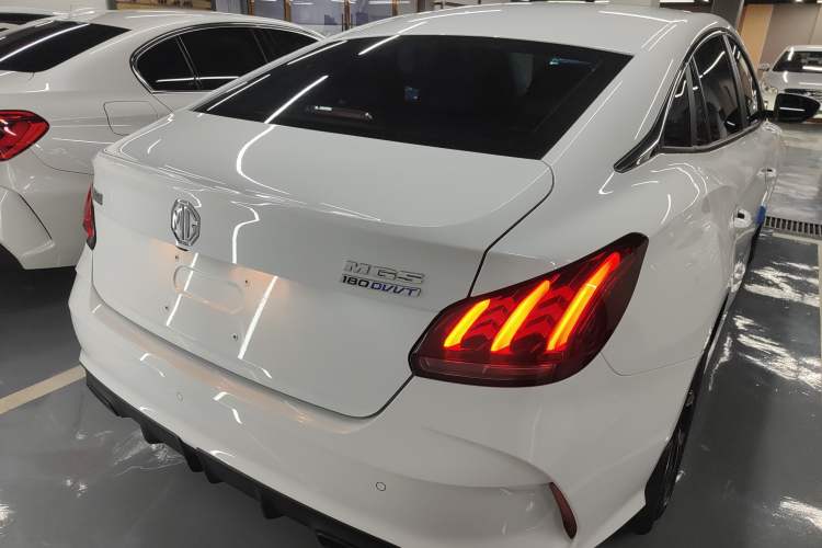 Used MG 5 2023 180 DVVT CVT Fashion Edition
