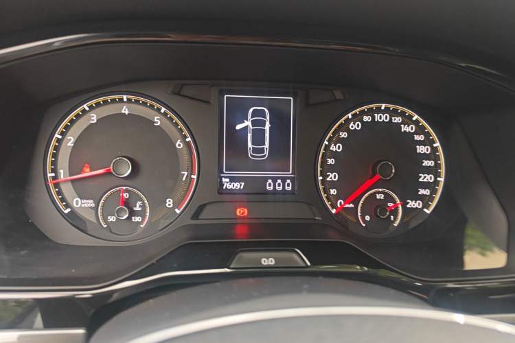 Used Volkswagen Bora 2019 1.5L Automatic Elite Version Odometer Close Up