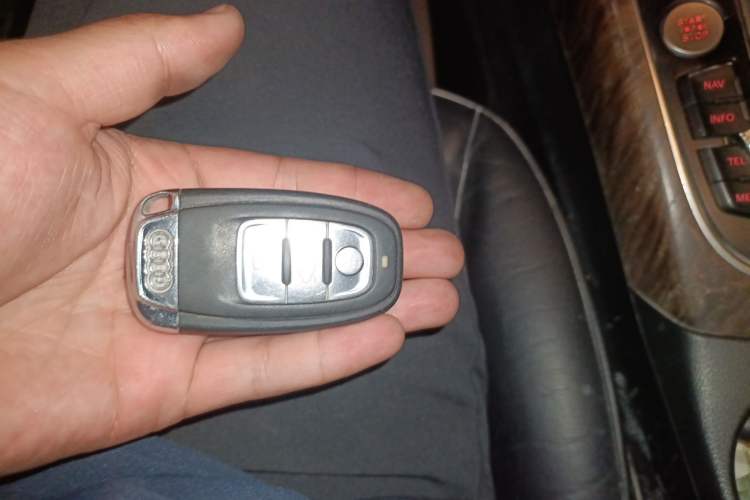 Used Audi Q5 2013 40 TFSI hybrid
