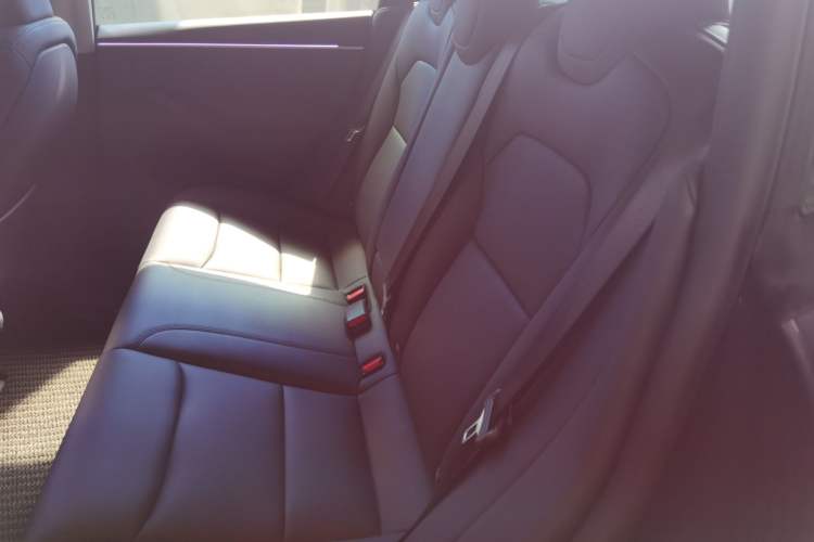 Used Tesla Model 3 2023 Long-Range All-Wheel-Drive Version
