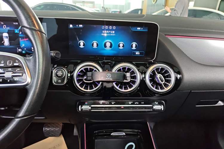 Used Mercedes-Benz GLA 2020 GLA 200
