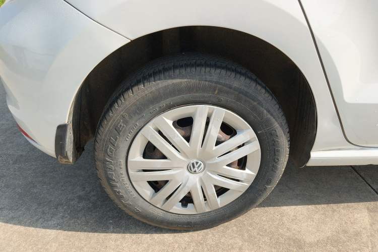 Used Volkswagen Polo 2016 1.4L Automatic Trendy Model Right Rear Wheel Hub