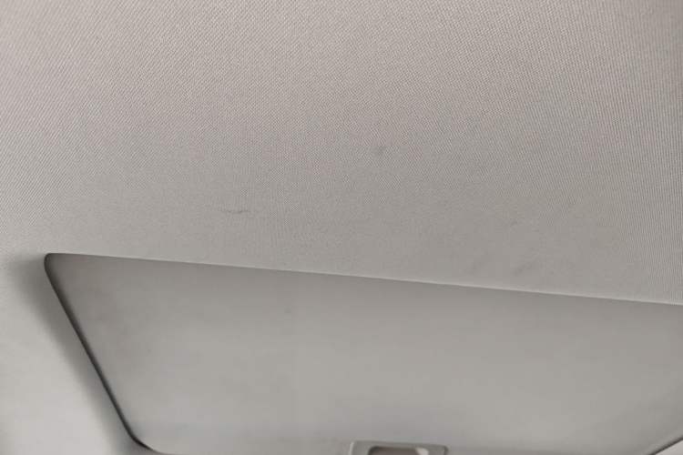 Used Venucia T90 2018 2.0L CVT Smart Connect Luxury Edition China V Standard