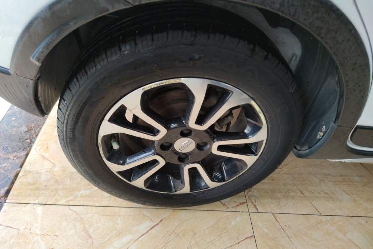 Used Geely Auto Vision X3 2017 1.5L Automatic Elite Model Right Rear Wheel Hub