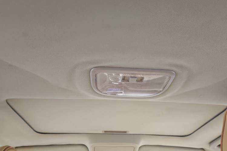 Used Geely Auto Emgrand 2014 Sedan 1.5L CVT Elite Model
