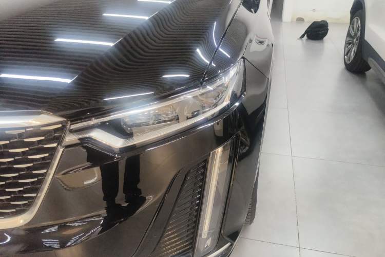 Used Cadillac XT6 2022 2.0T Six-Seater Four-Wheel Drive Luxury Version
