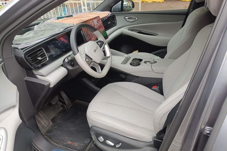 Used BYD Sealion 06 New Energy 2025 Model DM-i 170 Navigation Plus Edition
