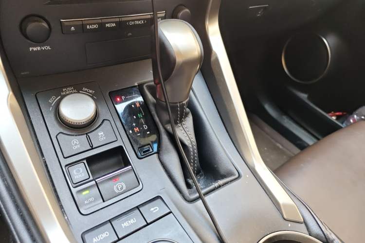 Used Lexus NX 2015 200 Front-Wheel Drive X-Trail SE Edition
