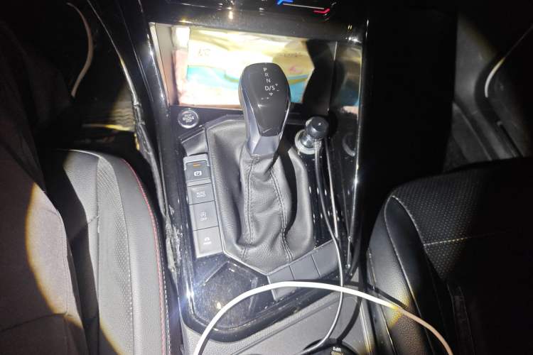 Used Volkswagen Tayron 2020 330TSI Two-Wheel Drive Luxury Smart Connectivity Version