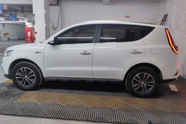 Used Geely Auto Vision X6 2019 1.4T CVT 4G Connected Luxury Version China VI Standard