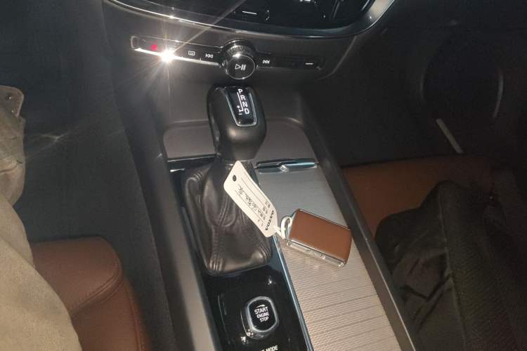 Used Volvo S60 2020 T4 Zhiyuan Luxury Edition