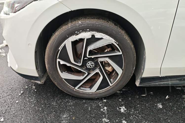 Used Volkswagen ID.7 VIZZION 2024 AIR model
