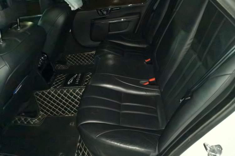 Used Jaguar XJ 2018 XJL 3.0 SC Two-Wheel-Drive Elegant Business Edition Left Rear Seat