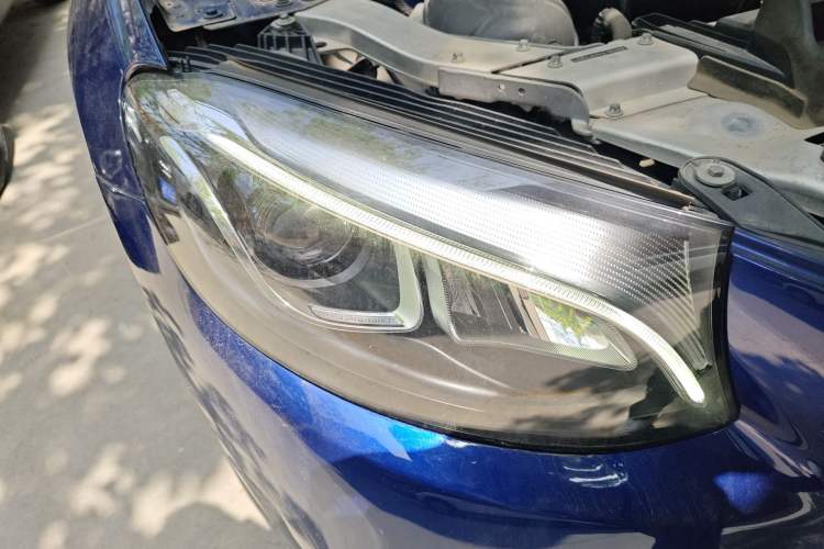 Used Mercedes-Benz GLC 2017 GLC 260 4MATIC Luxury Model