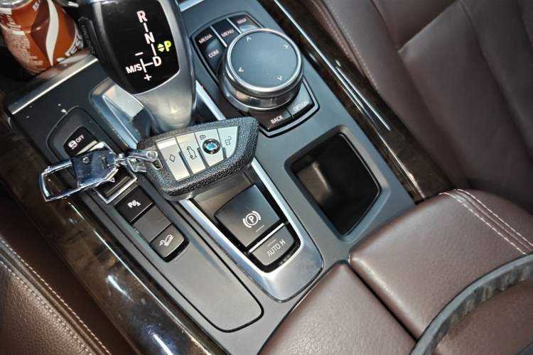 Used BMW X5 2017 xDrive28i
