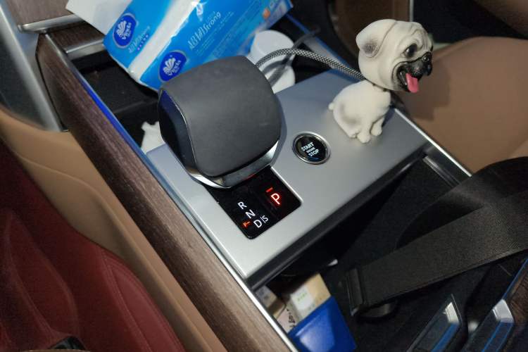 Used Land Rover Range 2025 3.0 L6 400 PS Extended Luxury Edition
