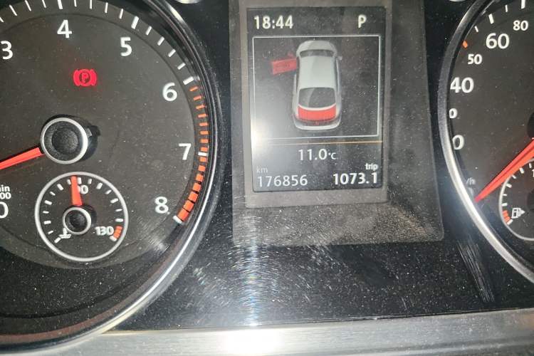 Used Volkswagen FAW-Volkswagen CC 2015 1.8TSI Luxury Model