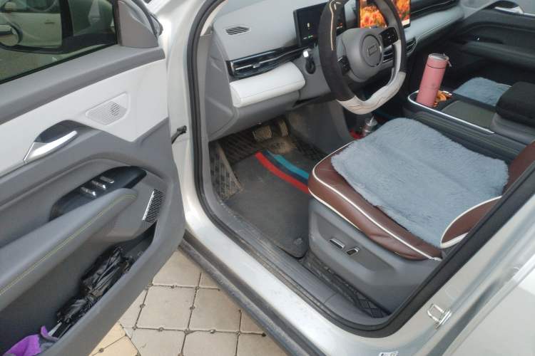 Used Bestune Yueyi 03 2025 445km Joyful Edition
