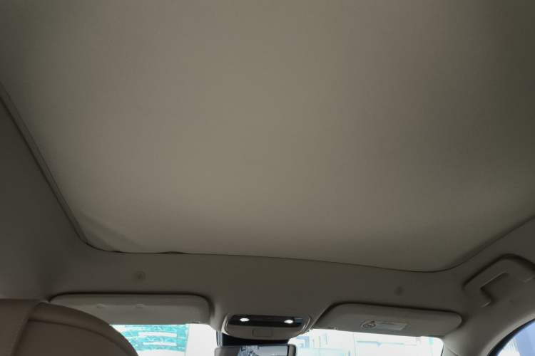 Used Hima AITO M5 2022 Pure Electric Rear-Drive Standard Edition Headliner