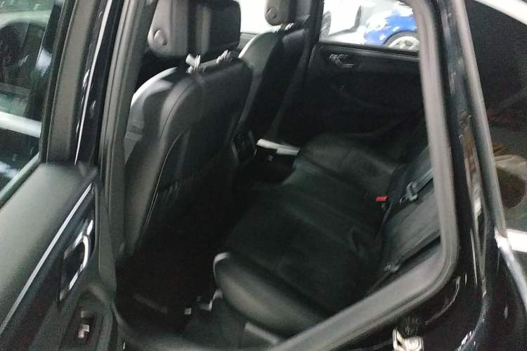 Used Porsche Macan 2016 Macan 2.0T
