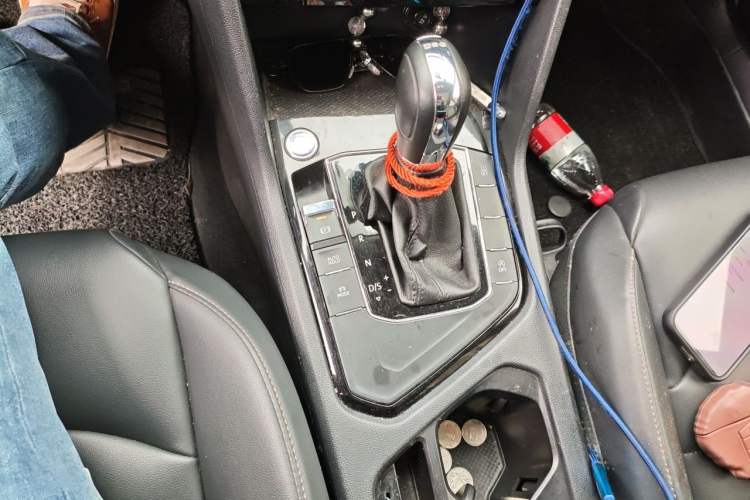 Used Volkswagen Tharu 2019 280TSI Two-Wheel Drive Luxury Version China VI Standard Gear Lever