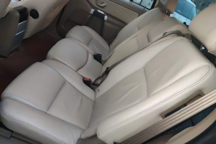 Used Volvo XC Classic 2014 T5 Luxury Edition