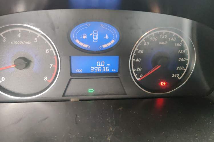 Used Geely Auto Emgrand 2014 Sedan 1.5L Manual Fashion Edition
