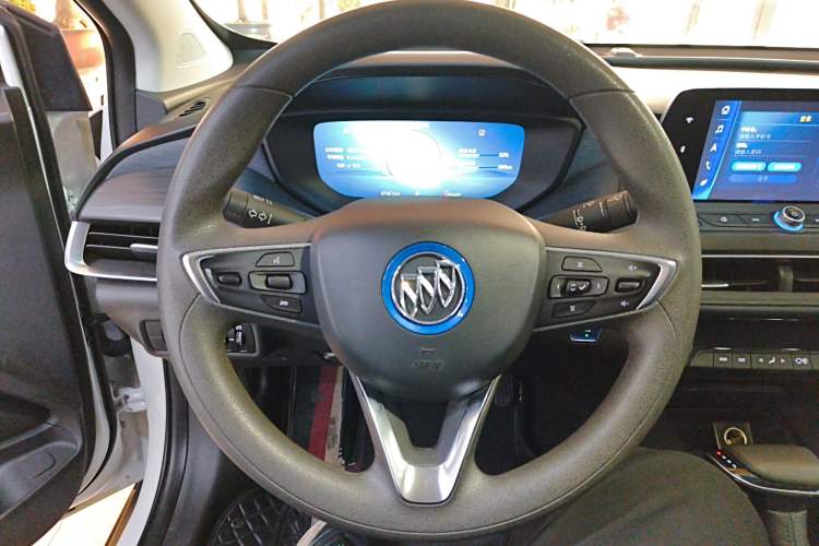 Used Buick Velite 6 2023 430km Range Commuter Version