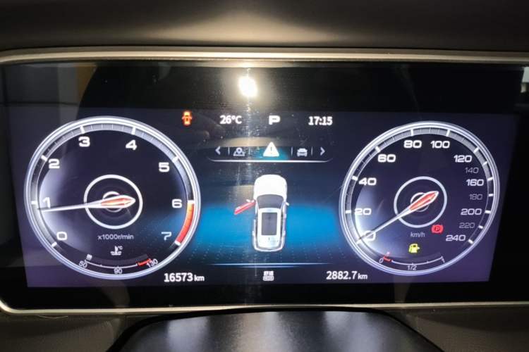 Used Hongqi HS5 2022 Facelifted Version 2.0T Smart Connect Flagship All-Wheel-Drive Edition Instrument Cluster