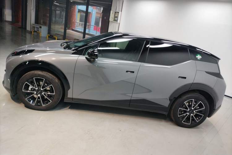 Used Zeekr X 2025 5-Seater Long-Range Version