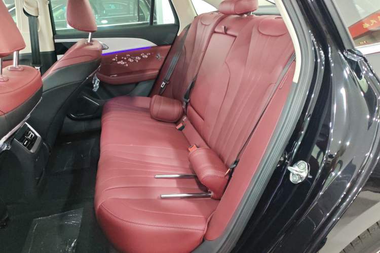 Used Hongqi H5 PHEV 2025 170 Super Hybrid Version
