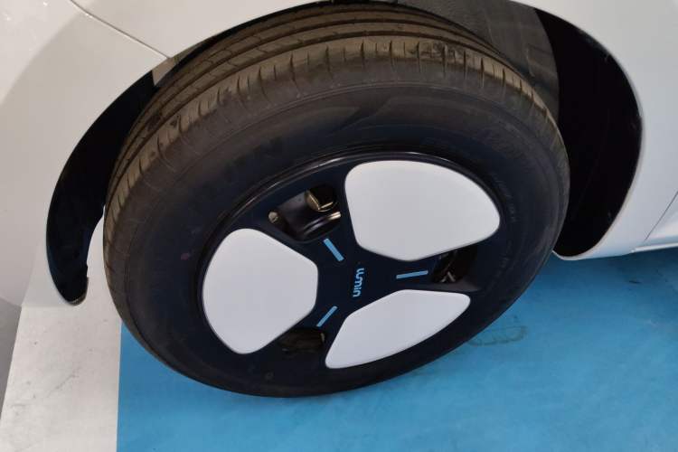 Used CHANGAN NEVO Lumin 2025 205 km Xiangqin Version
