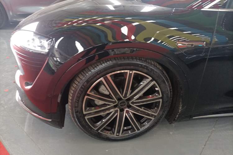 Used Hima Luxeed R7 2025 Range-Extended Version 360 km Max
