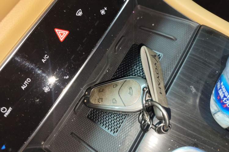 Used VOYAH Dream 2024 PHEV Extended-Range Premium Edition Vehicle Key