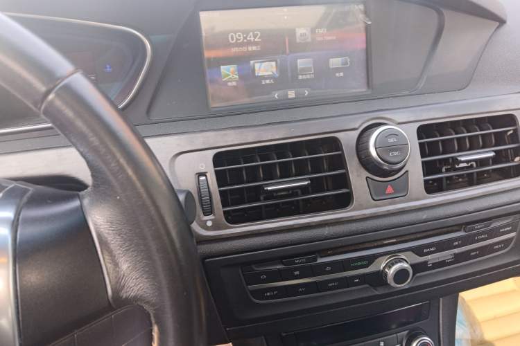 Used Roewe e550 2014 Flagship Edition
