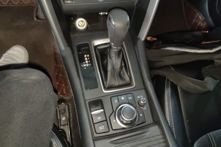 Used Mazda CX-4 2018 2.0L Automatic Two-Wheel Drive Blue Sky Exploration Version China V Standard